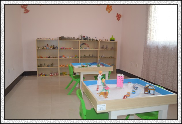 郑州瑞曼教育之沙盘游戏疗法